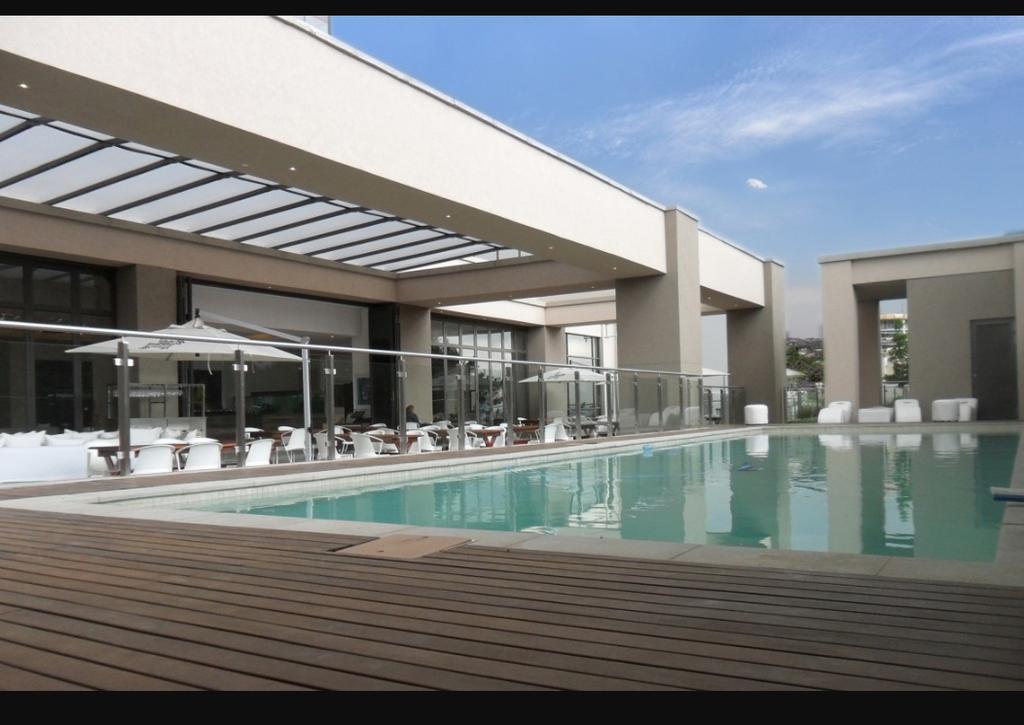 615 Sandton Skye 约翰内斯堡 外观 照片