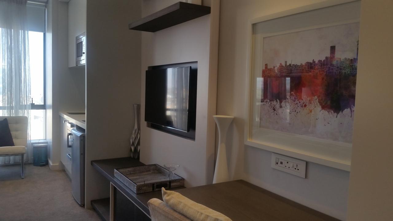 615 Sandton Skye 约翰内斯堡 外观 照片