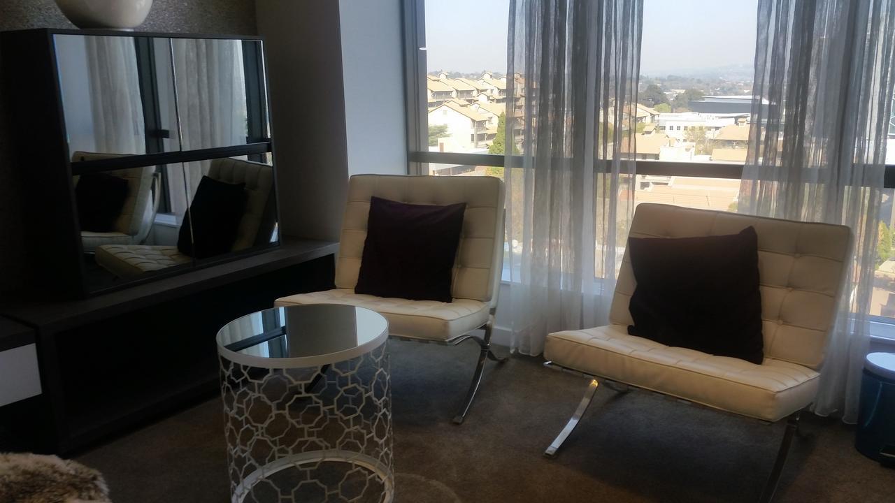 615 Sandton Skye 约翰内斯堡 外观 照片
