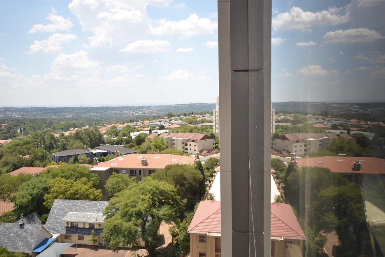 615 Sandton Skye 约翰内斯堡 外观 照片
